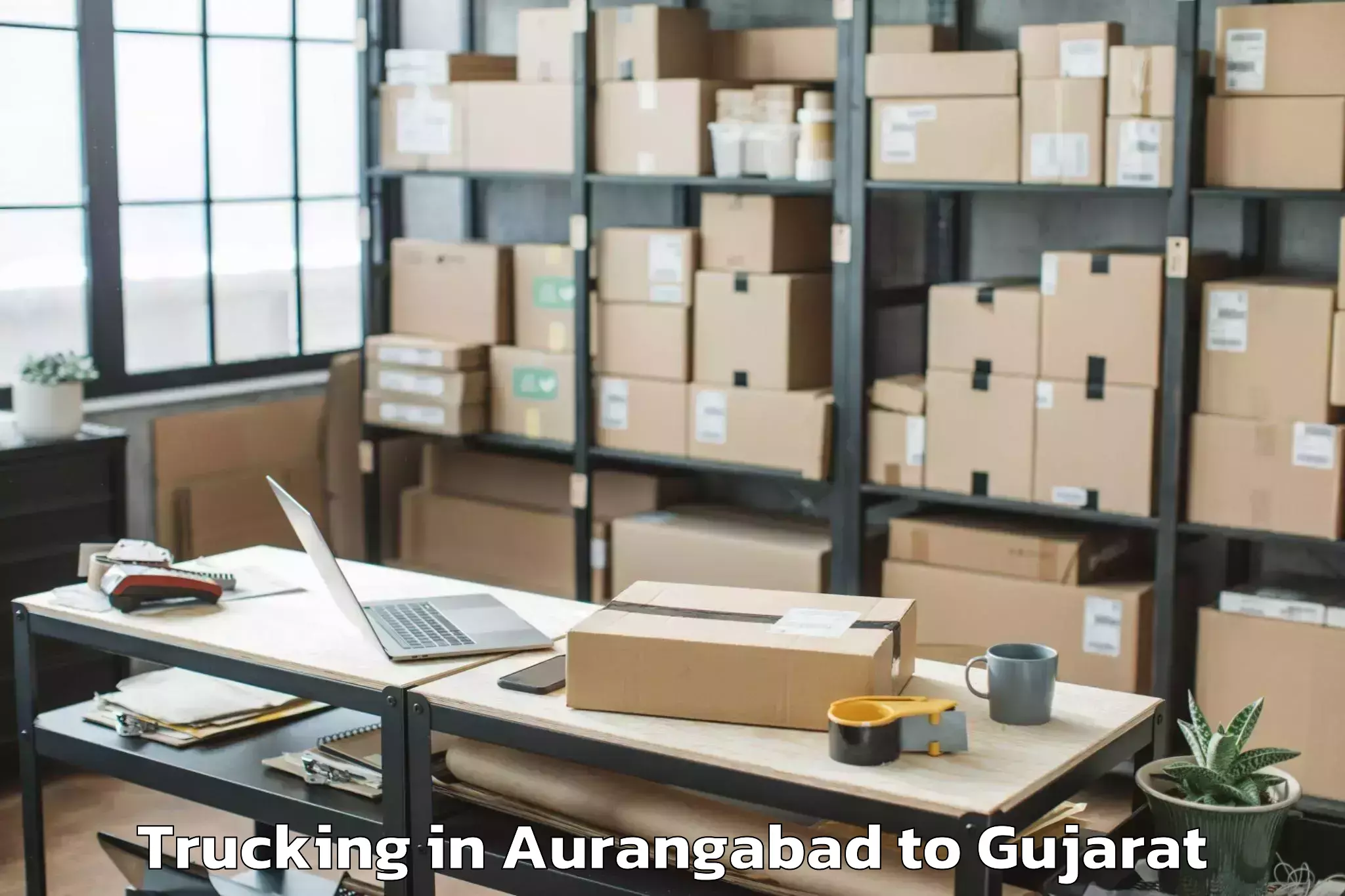 Efficient Aurangabad to Una Gir Somnath Trucking